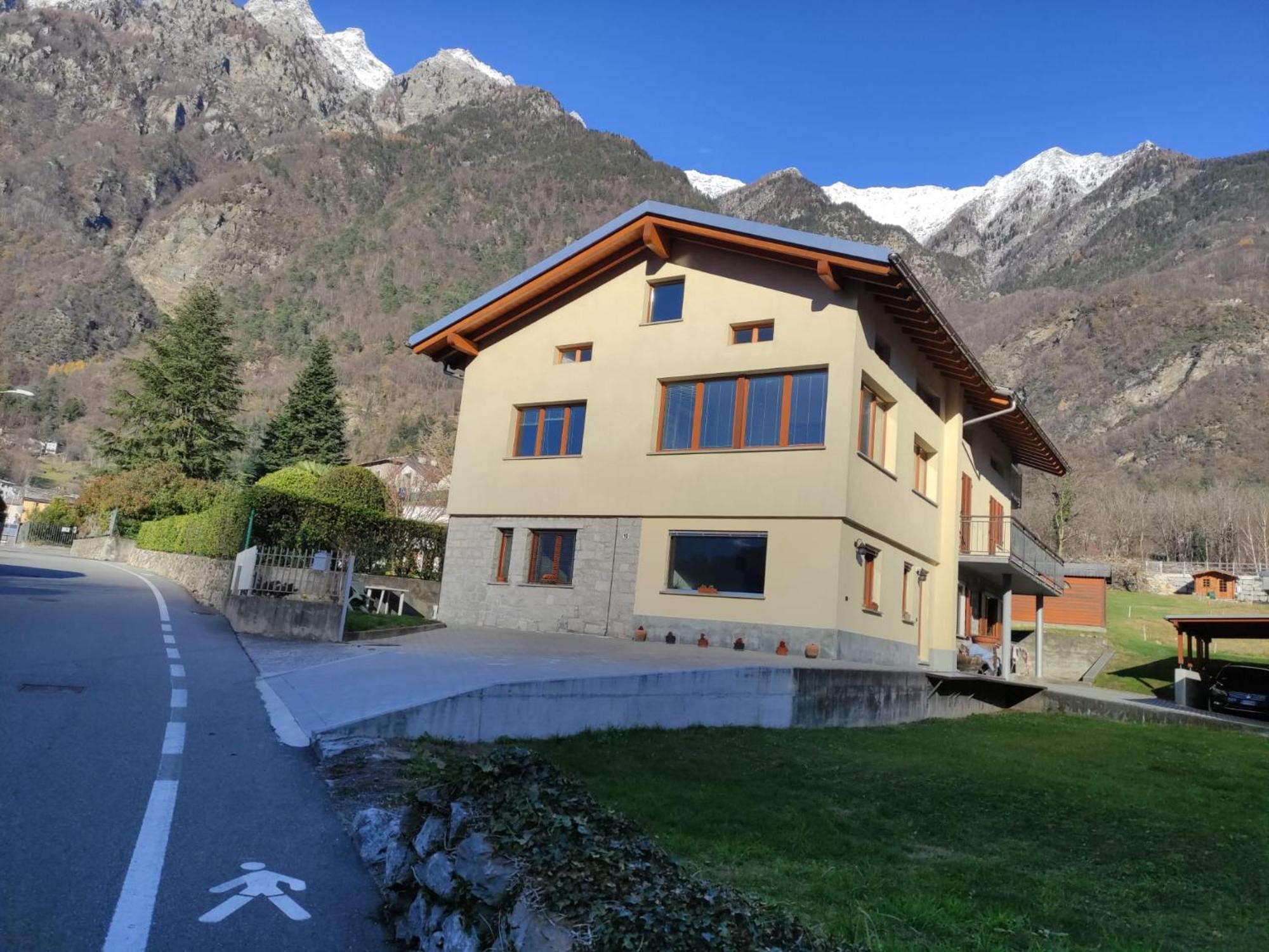 Villa L'Acero Rosso à Prosto di Piuro Extérieur photo